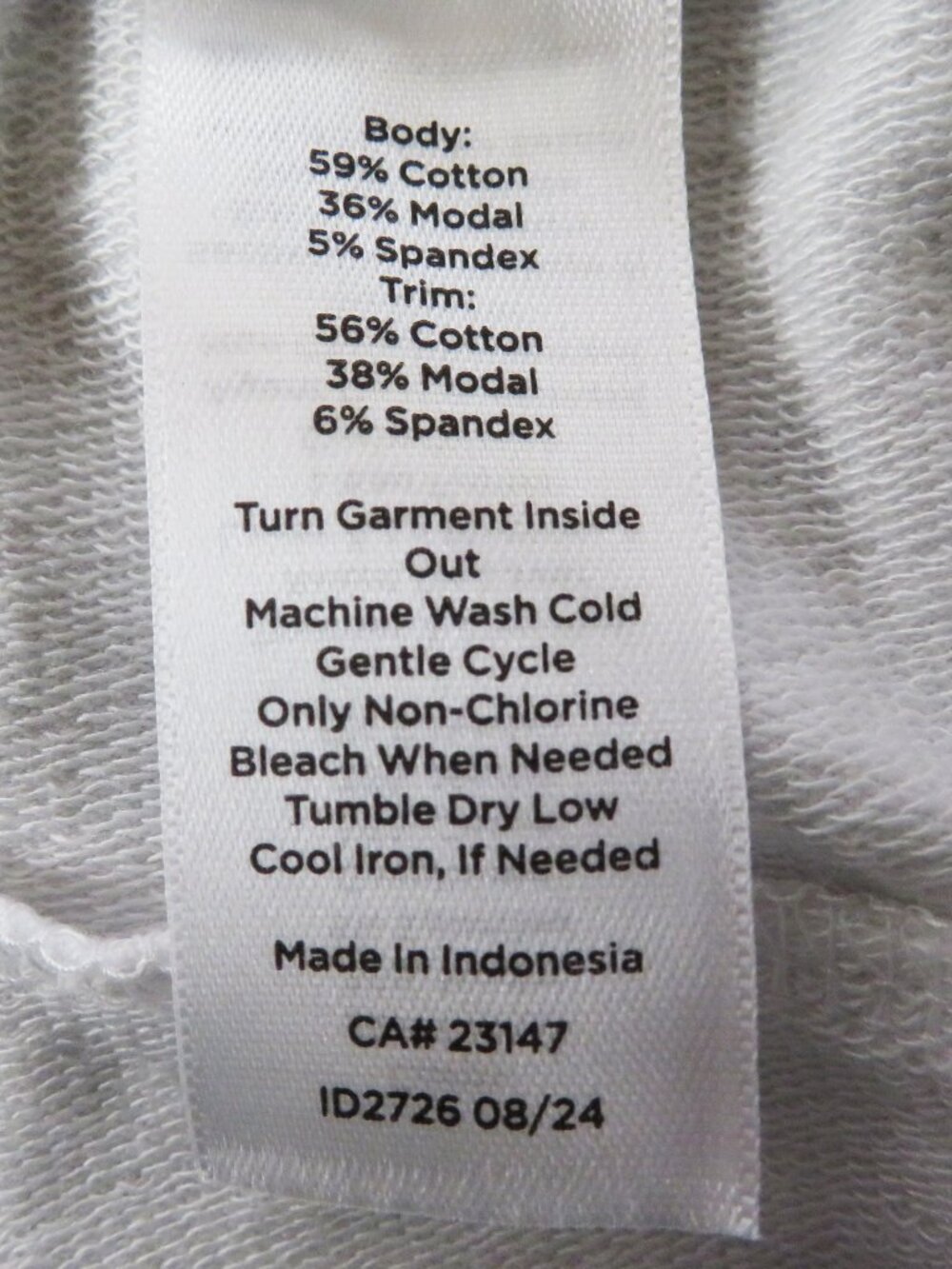 New! T by Talbots French Terry Shorts 2X White Solid - Picture 4 of 4
